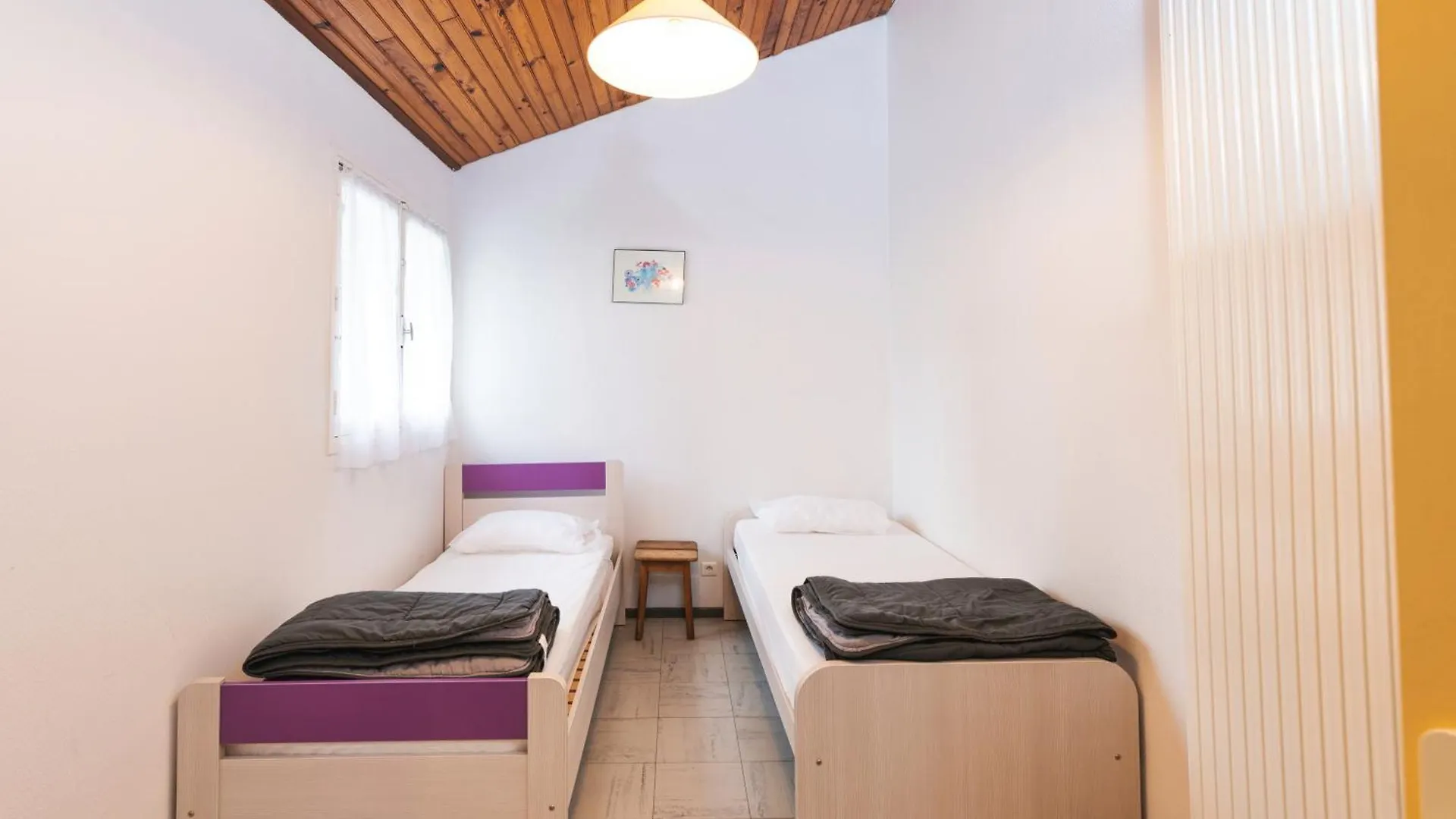אספאיו Aux Portes Des Monts D'Aubrac